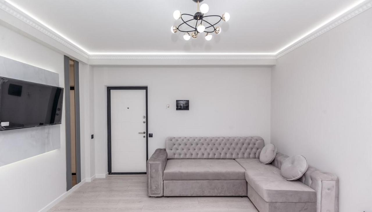 Уютная Квартира Рядом С Sport Palace Wifi Tbilisi Bagian luar foto